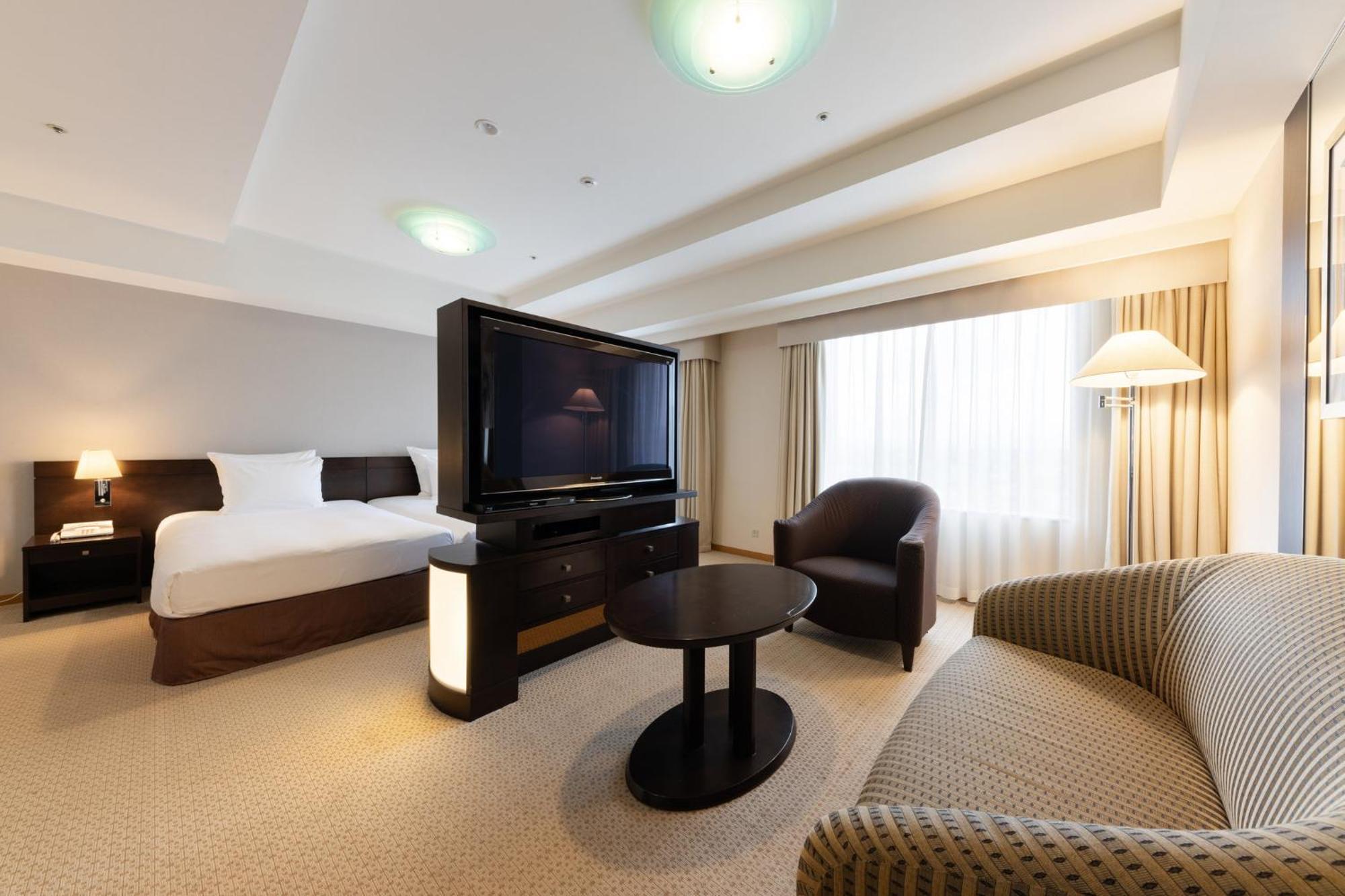 Ana Crowne Plaza Toyama By Ihg Hotel Ngoại thất bức ảnh